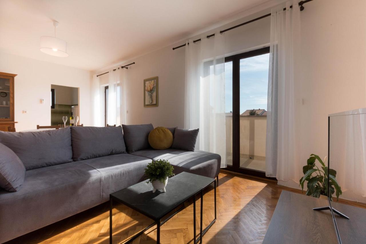 Mia Apartments 梅杜林 外观 照片