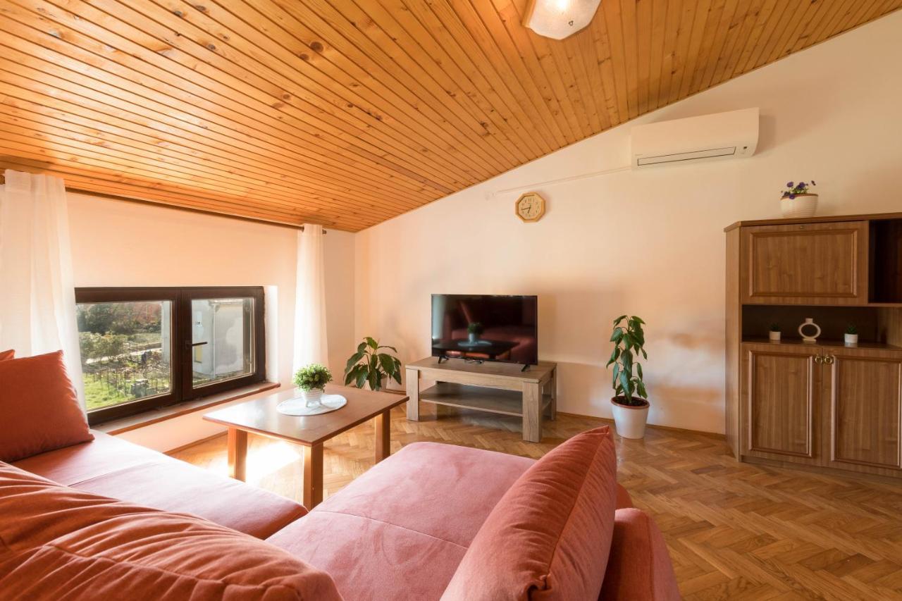 Mia Apartments 梅杜林 外观 照片