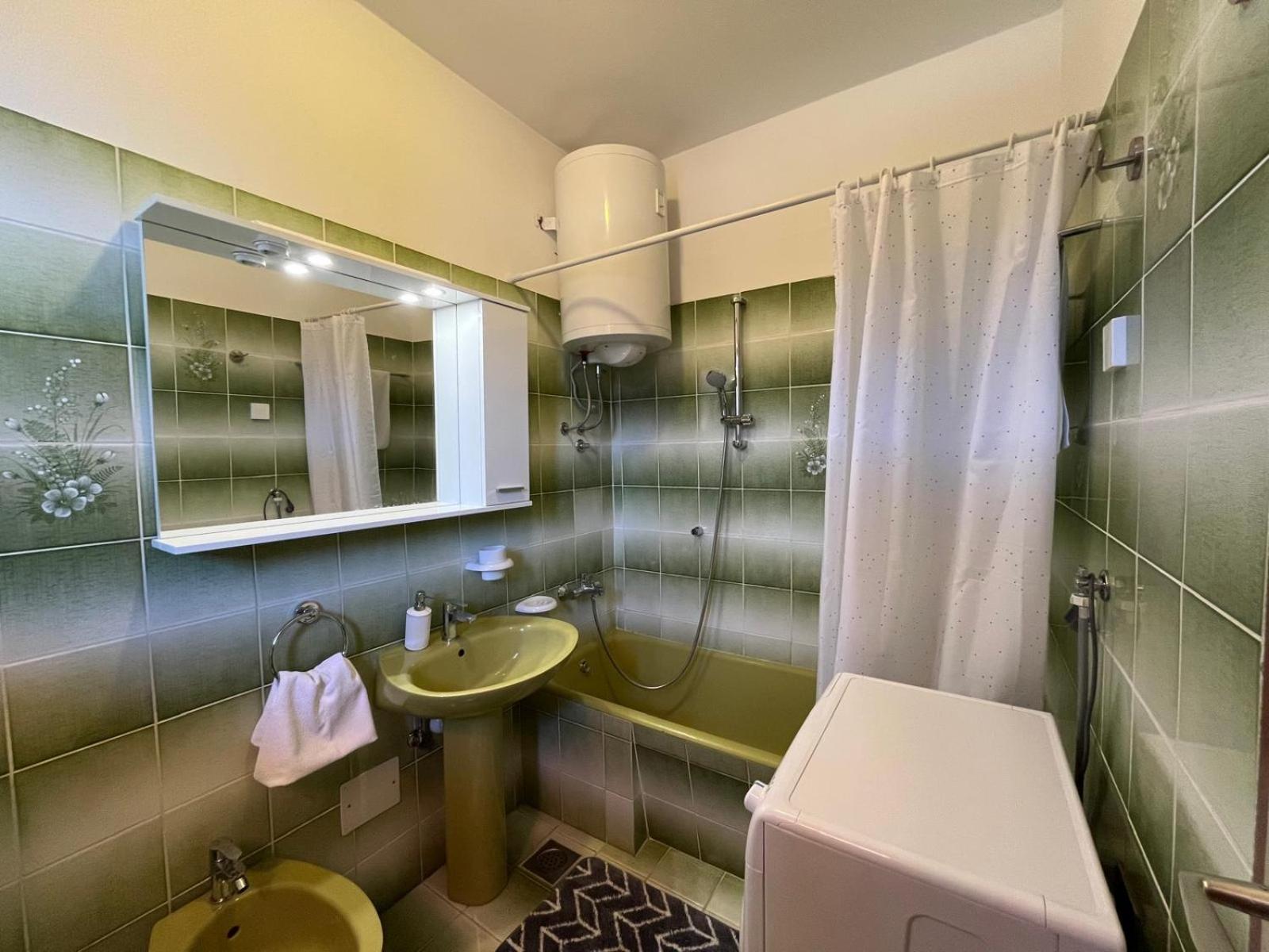 Mia Apartments 梅杜林 外观 照片